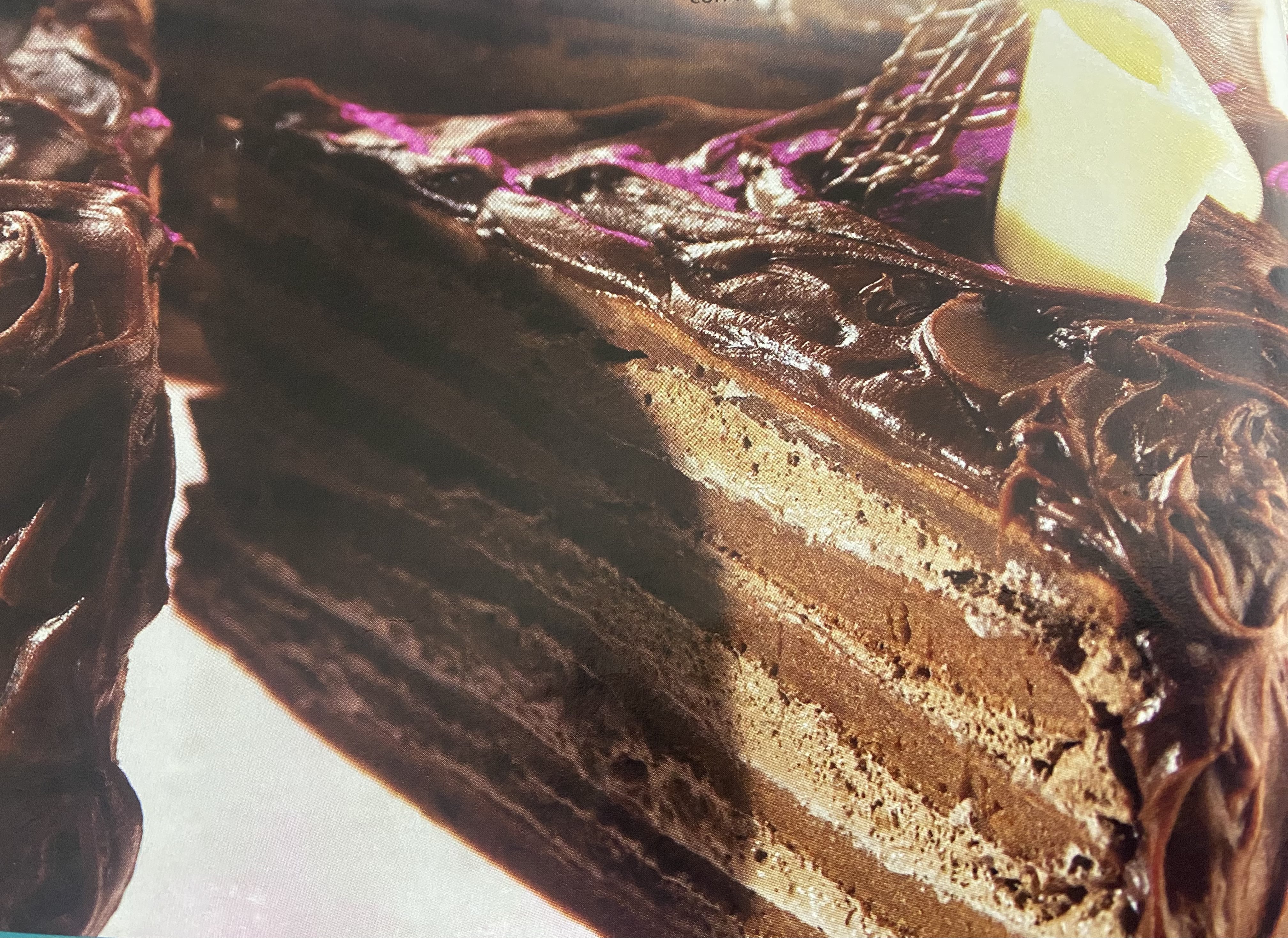 Pastel de crepas con chocolate