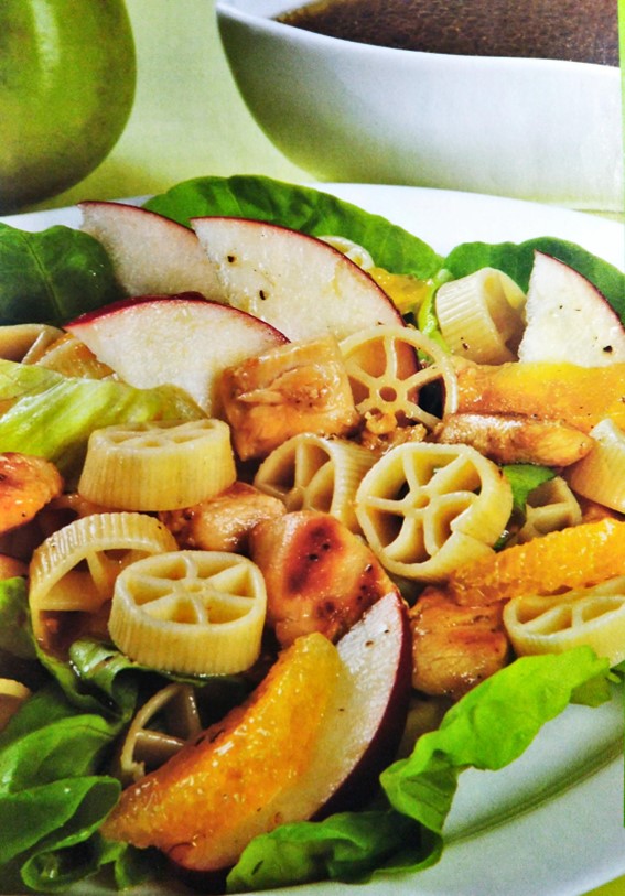 Ensalada de manzana pollo y pasta