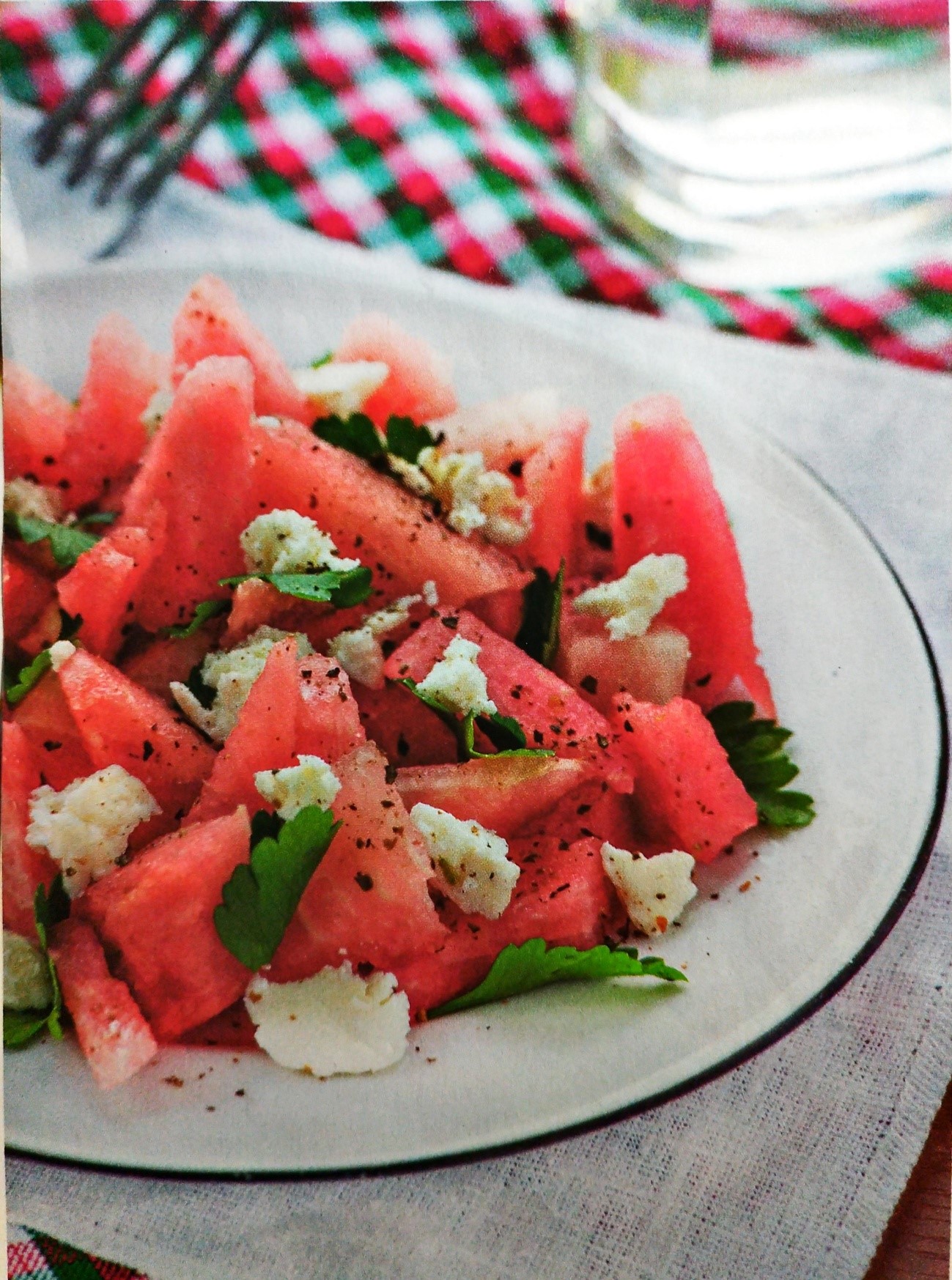 Ensalada de sandia y queso cotage