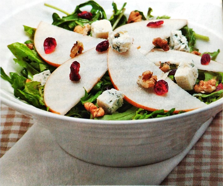 Ensalada de semillas y queso azul. 