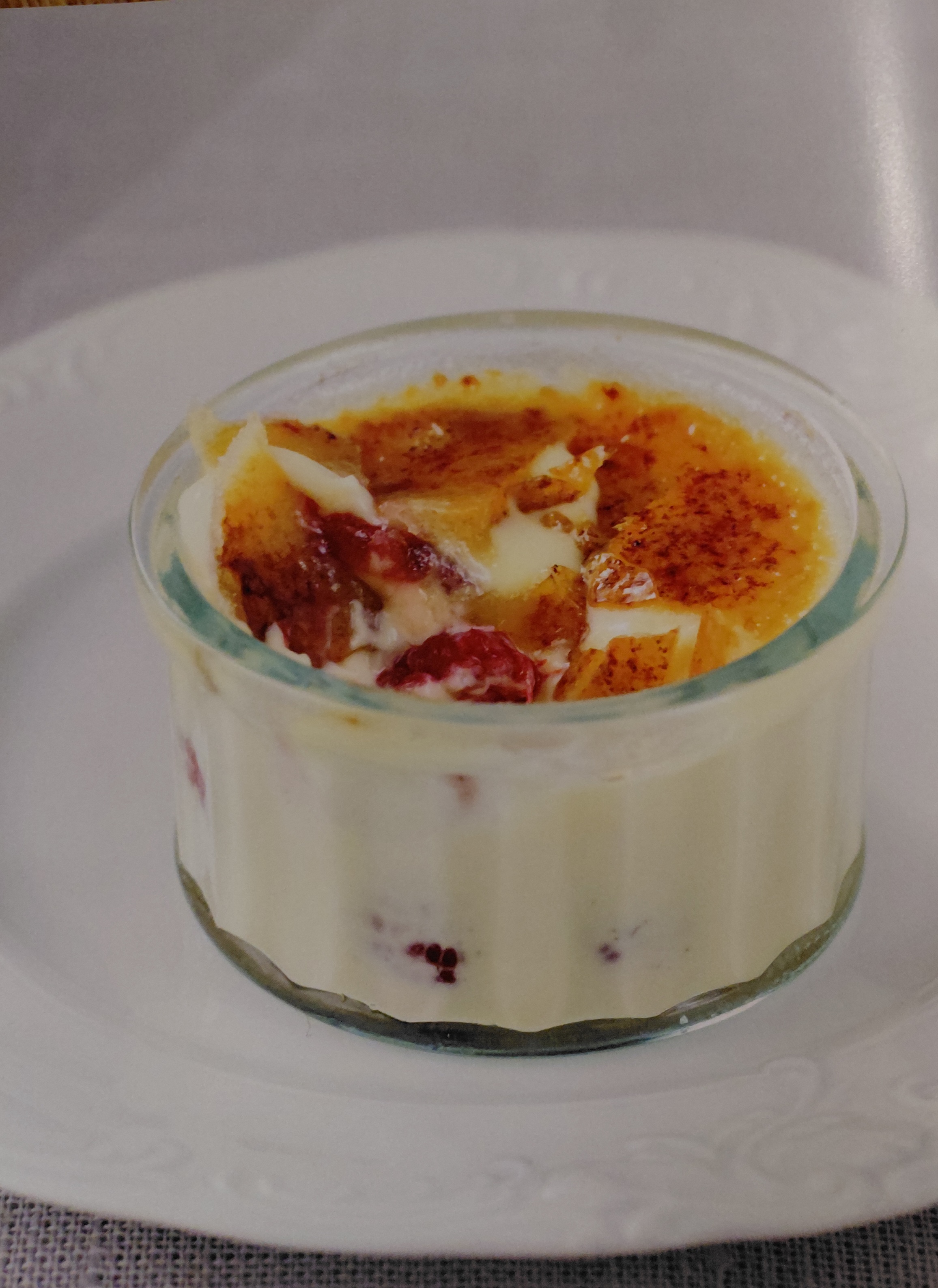 Creme bruulee de frambuesa