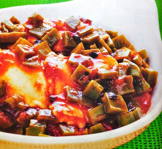 Ravioles con nopales y queso 