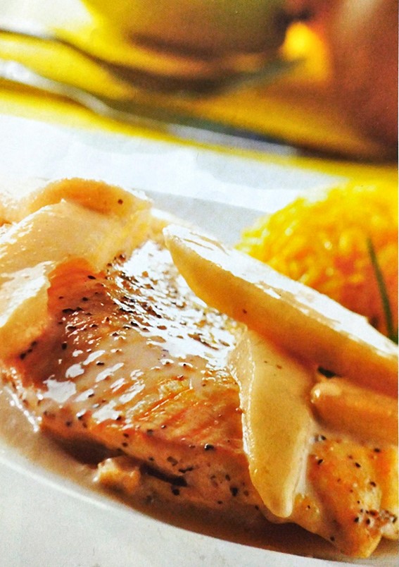 Pollo con salsa de pera 