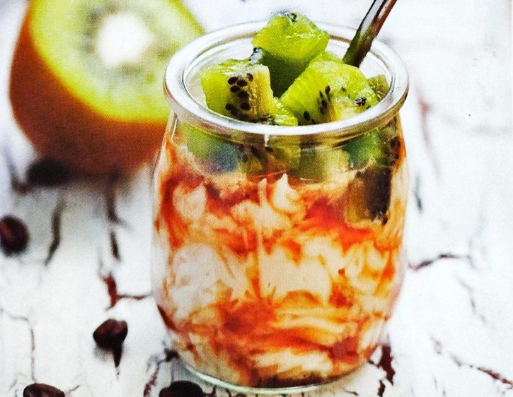 Kiwi con requesón 