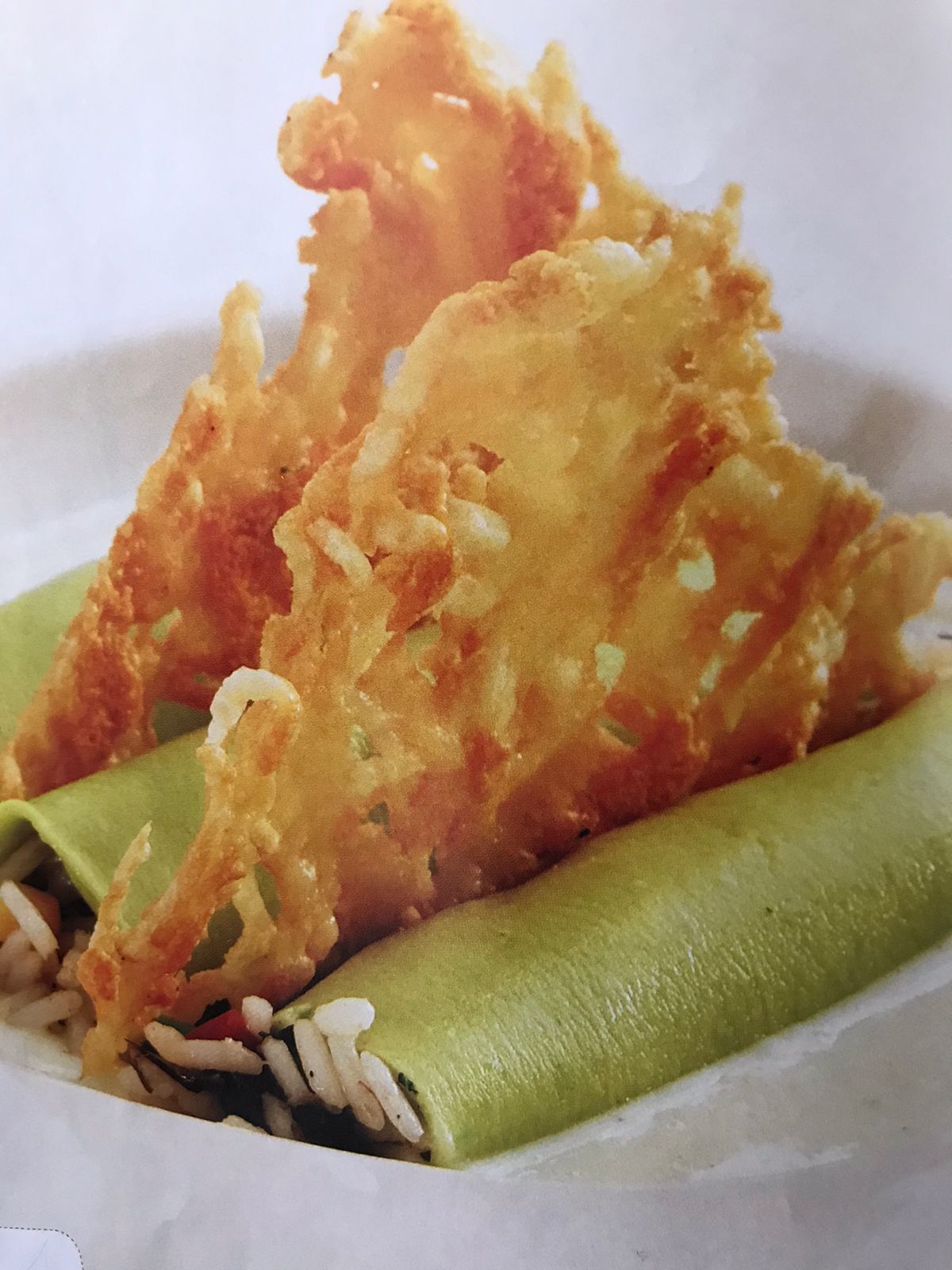 Canelones rellenos de arroz salvaje en salsa de 3 quesos 