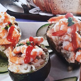 Aguacates Rellenos de Camarón