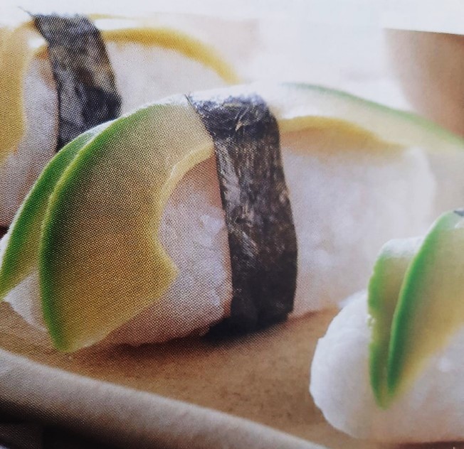 Nigiri De Aguacate