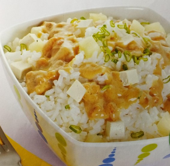 Ensalada de Tofú y Cacahuate