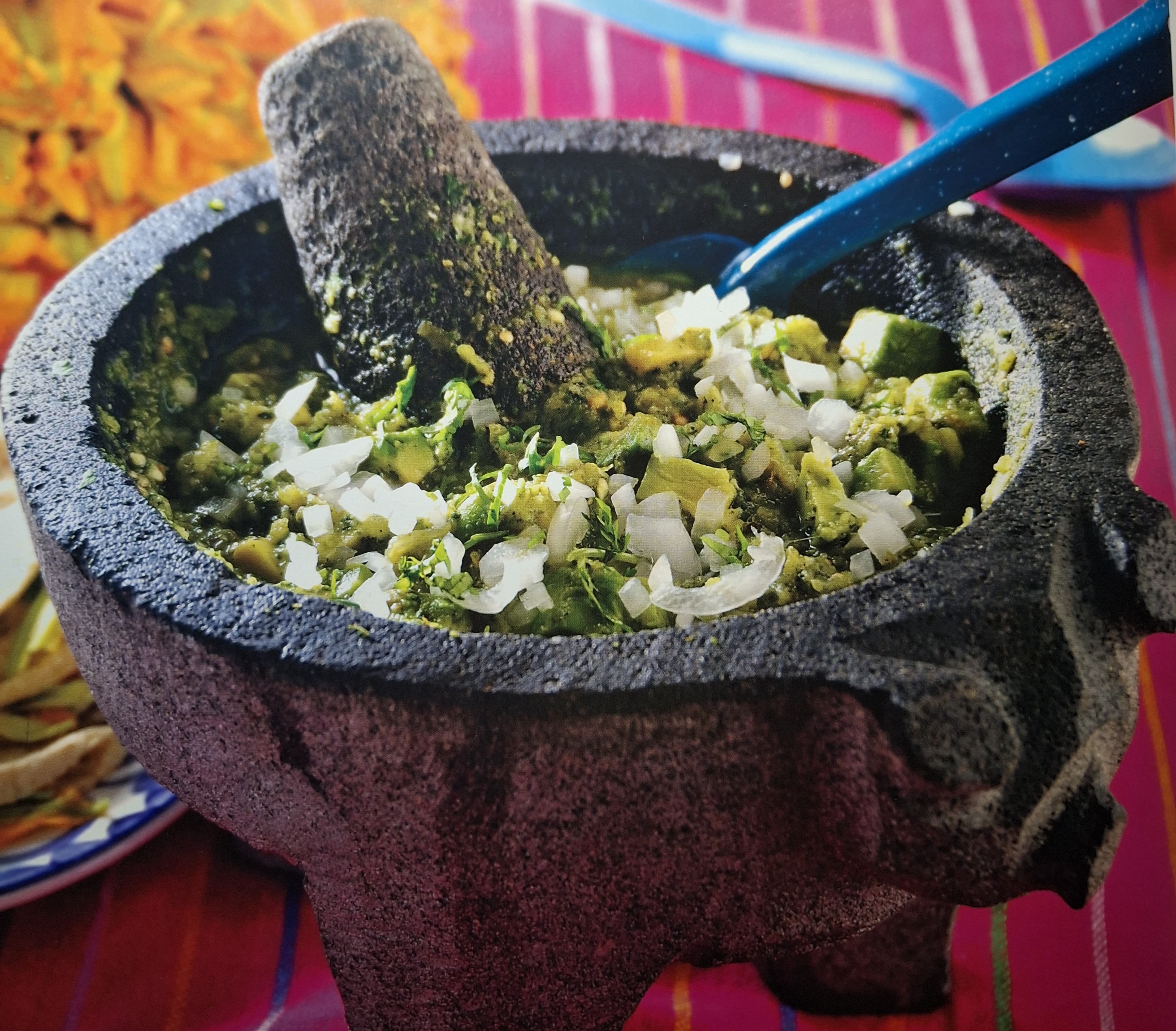 Guacamole con tomate verde