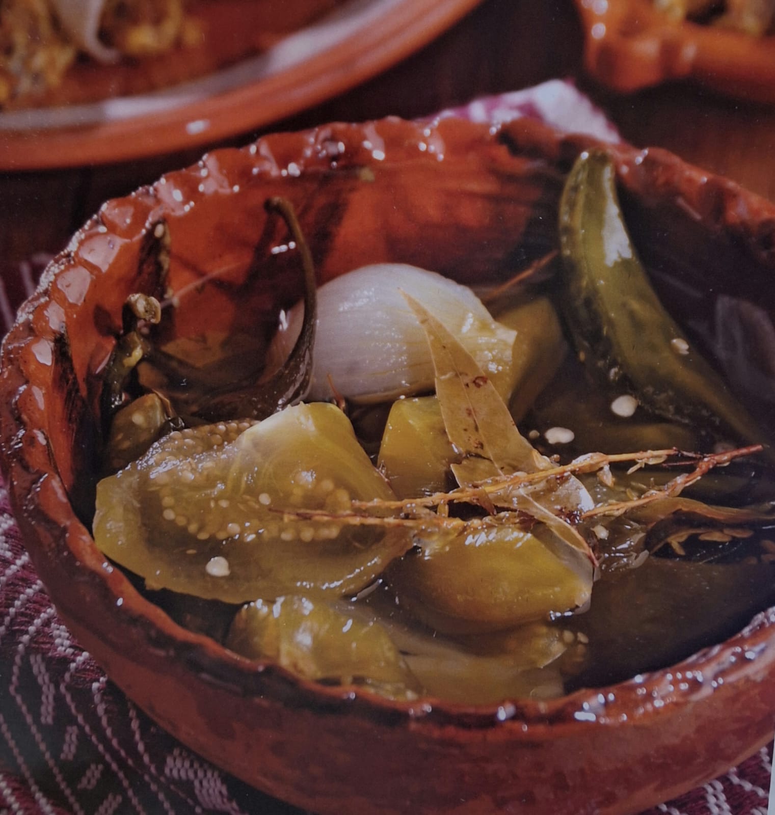 Tomates verdes encurtidos 