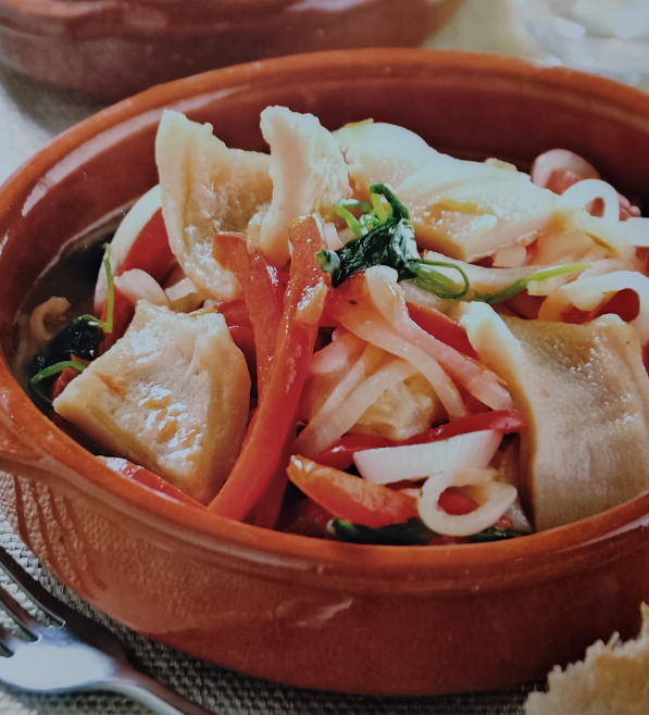 Pancita seca con pimientos 	