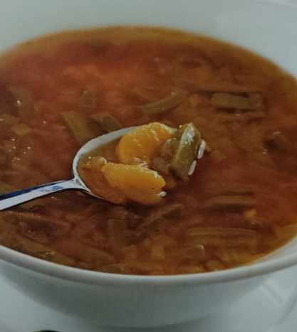 Caldo de habas y nopales 