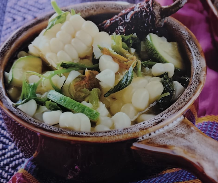 Elotes, quelites y flor de calabaza 