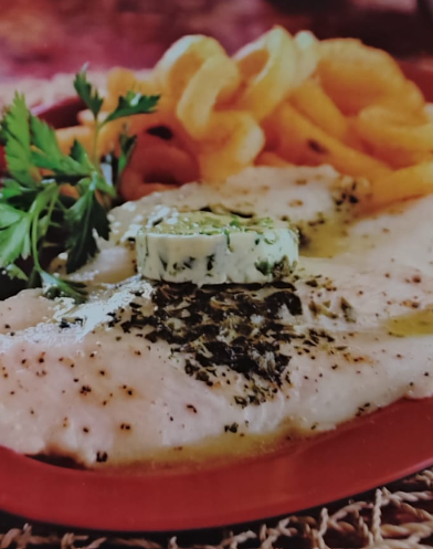 Pescado con mantequilla al perejil
