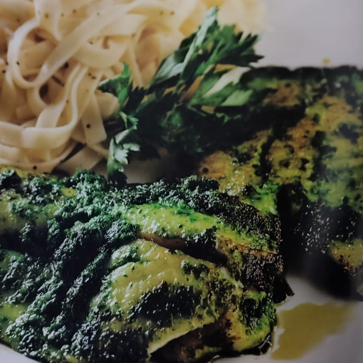 Pescado aderezado con perejil 